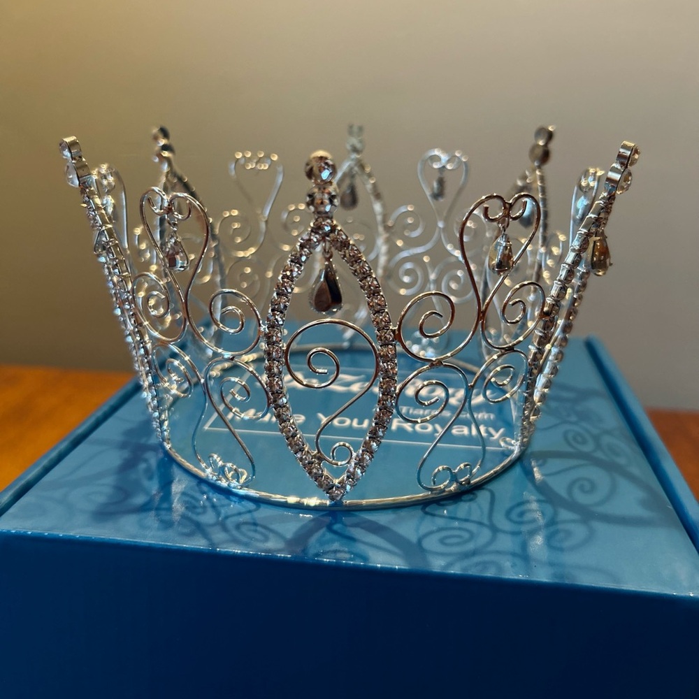 Full Tiara Queen, Princess, Prom Rhinestone Costume Crown - Picture 2 of 11